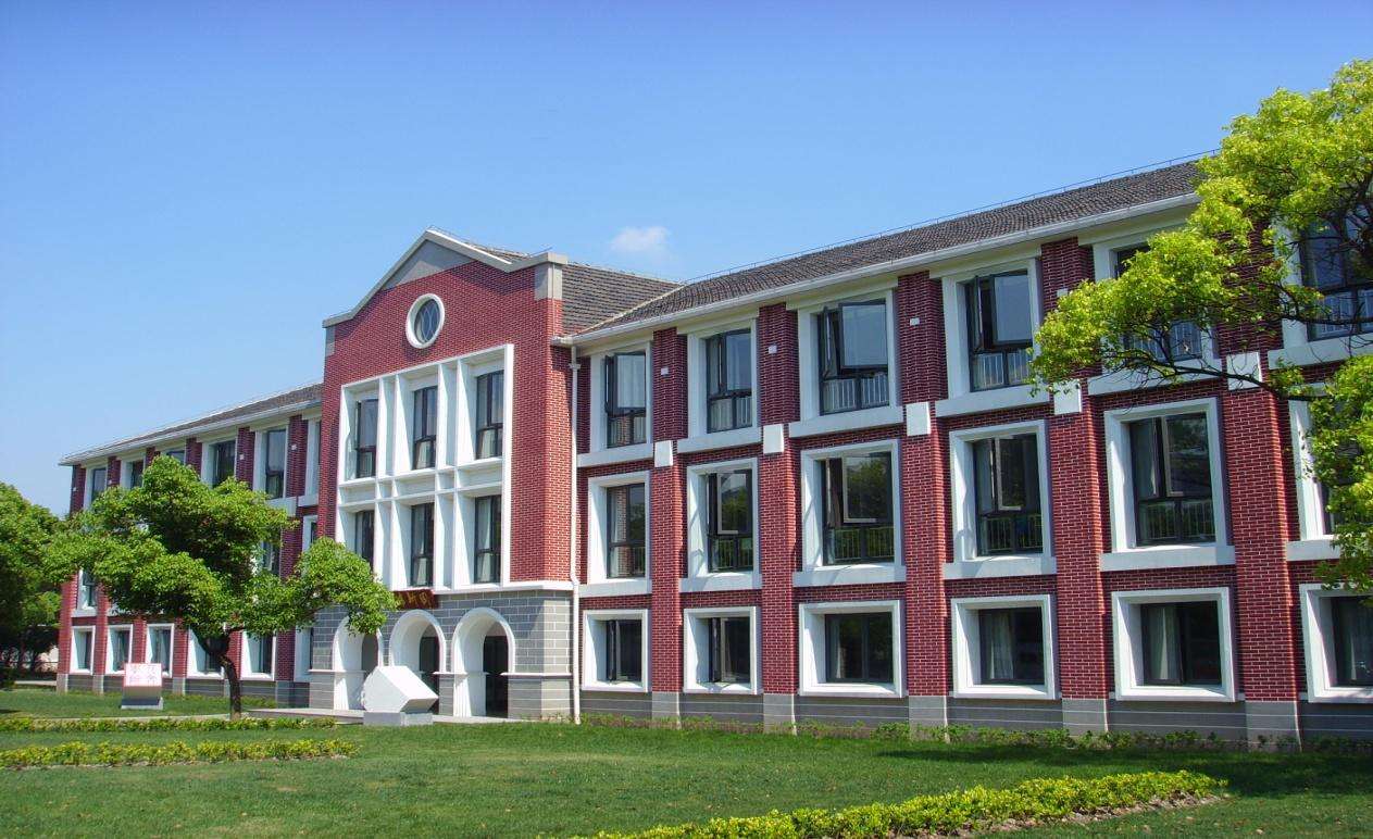 上海財經(jīng)大學以信息化手段推進研究生答辯公告制度